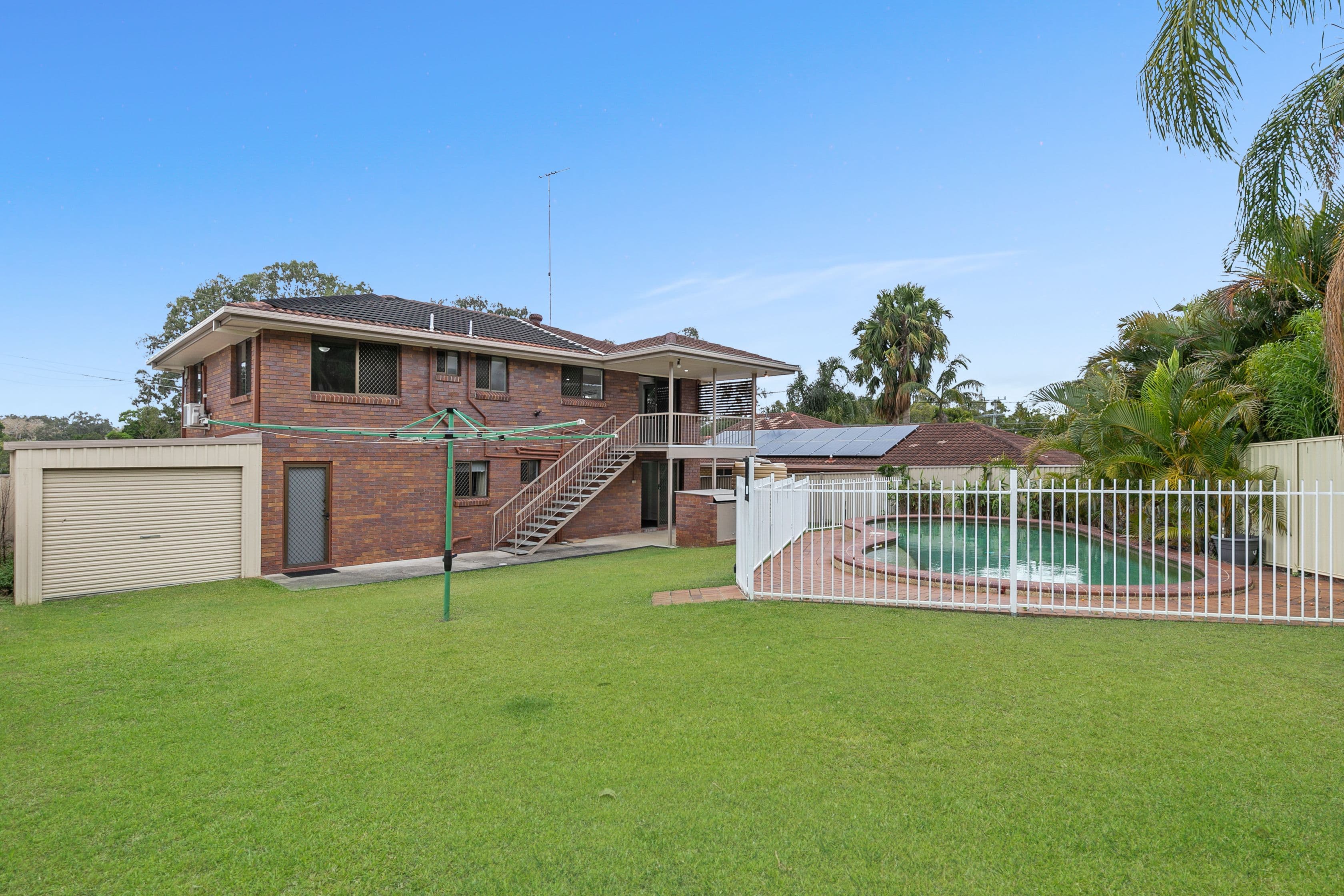 293 Whites Road, Lota QLD 4179, Lota - Thumbnail 2
