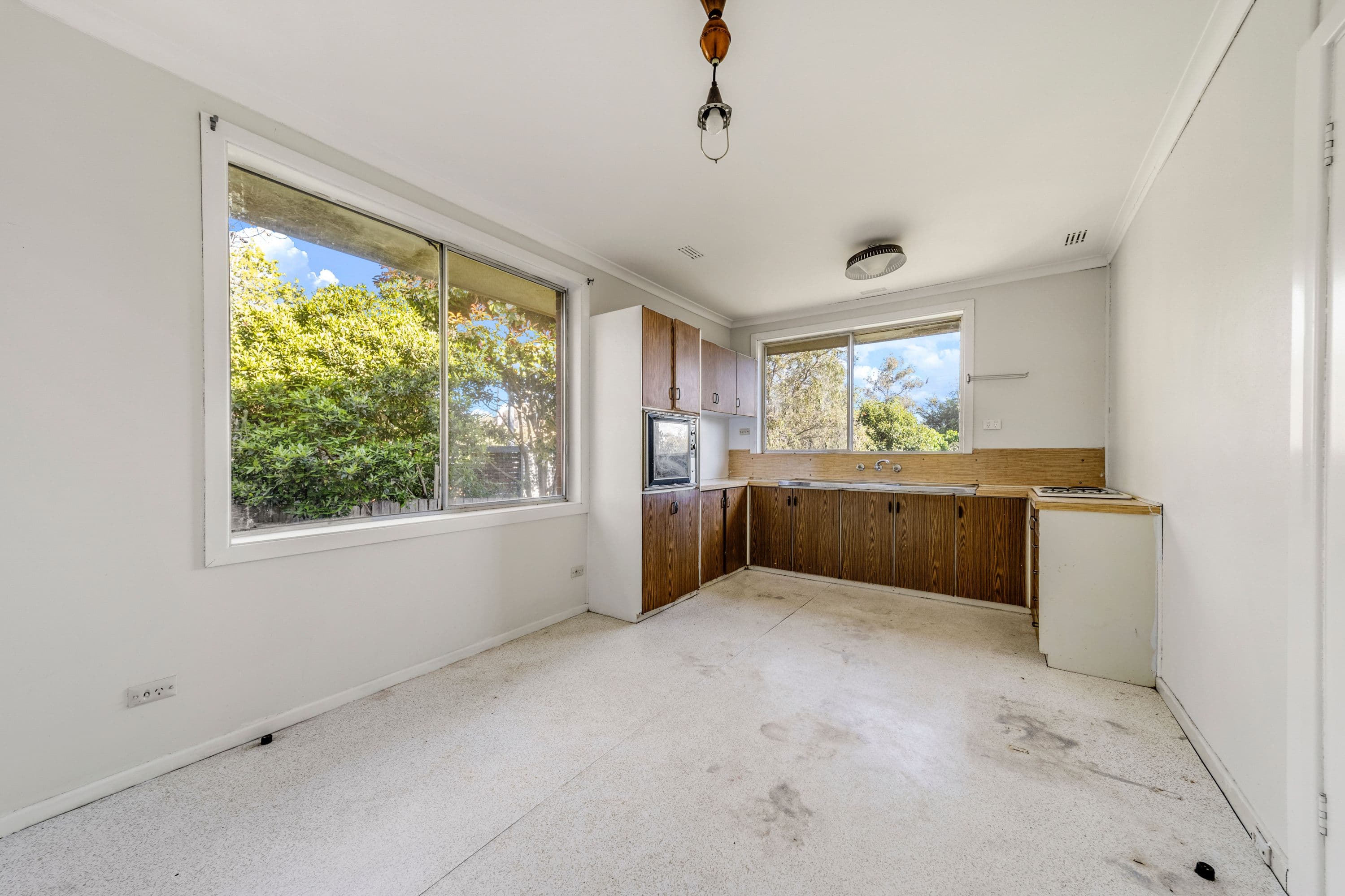 7 Mackellar Crescent, Cook ACT 2614, Cook - Thumbnail 4