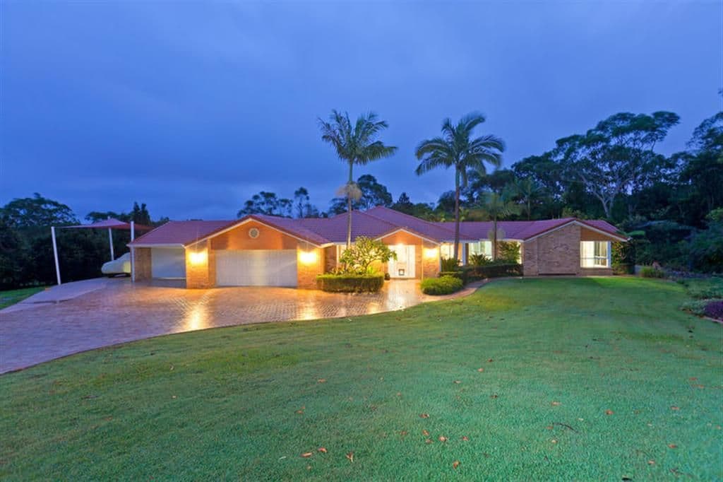 16 Mahogany Street, CAPALABA QLD 4157, Capalaba - Thumbnail 2