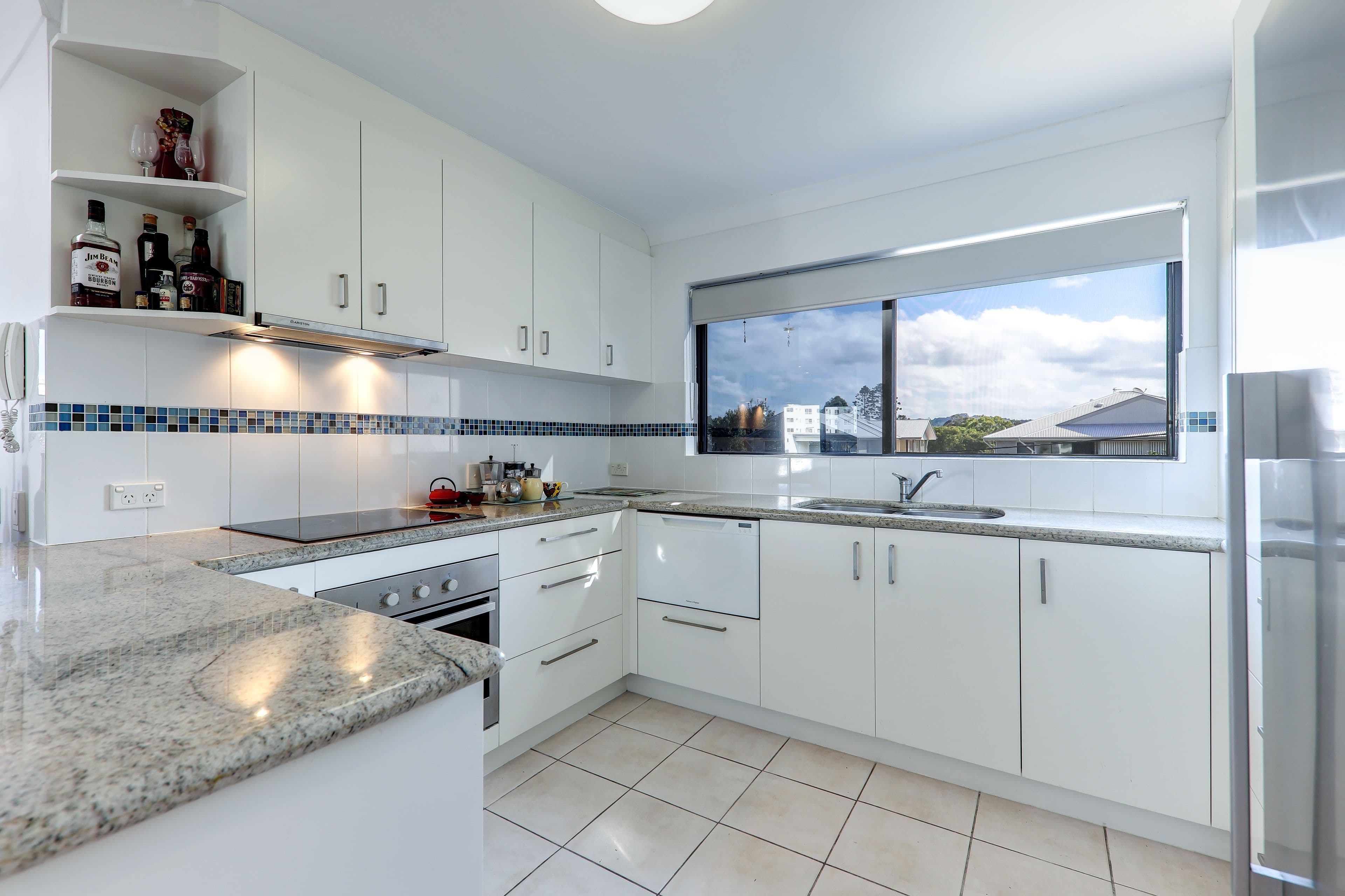 22 Anzac Avenue, Maroochydore QLD 4558, Maroochydore - Thumbnail 3