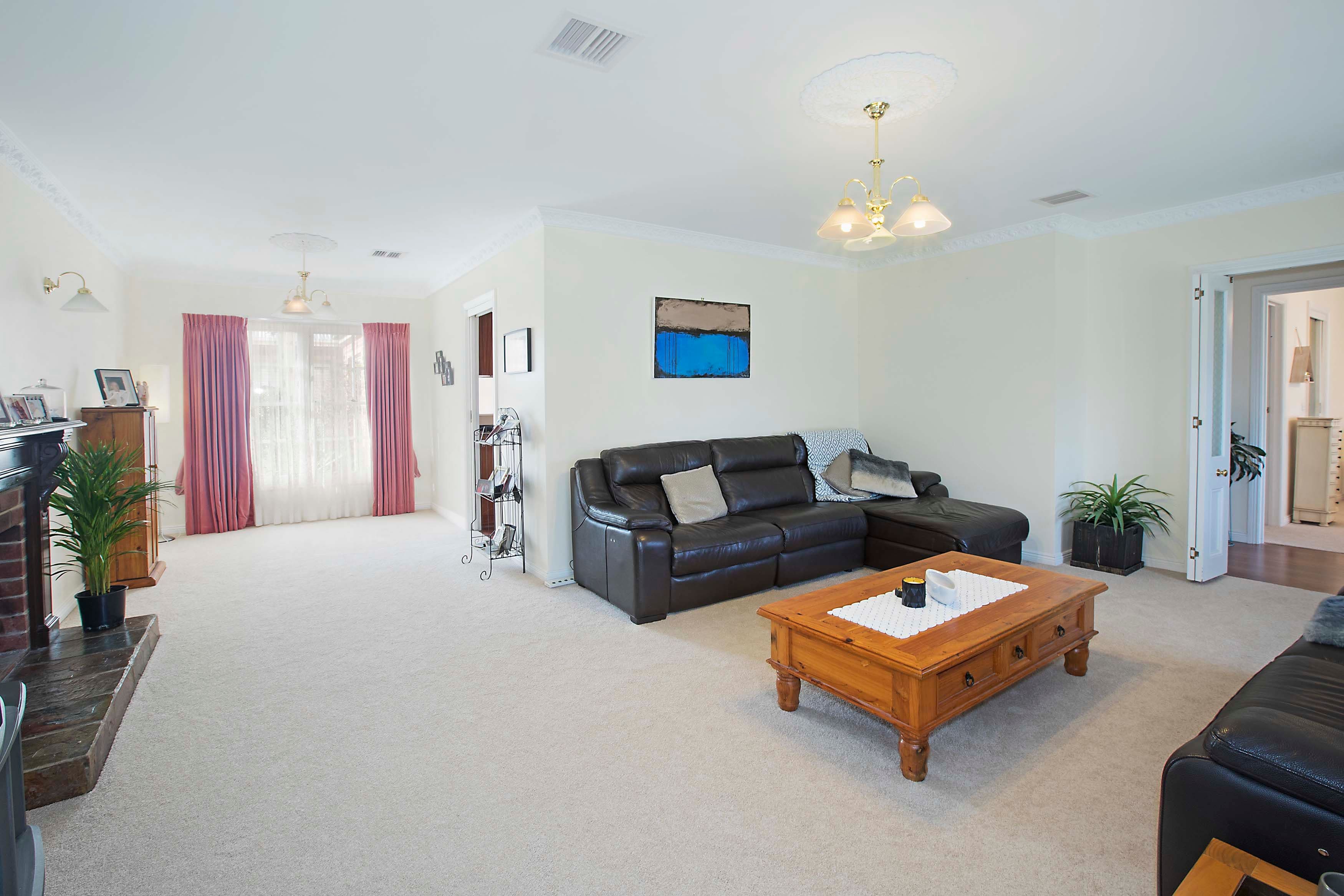 13 Ainslie Avenue, Grovedale VIC 3216, Grovedale - Thumbnail 4