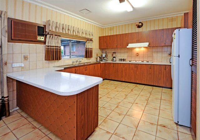 100 Hughes Parade, RESERVOIR VIC 3073, Reservoir - Thumbnail 5