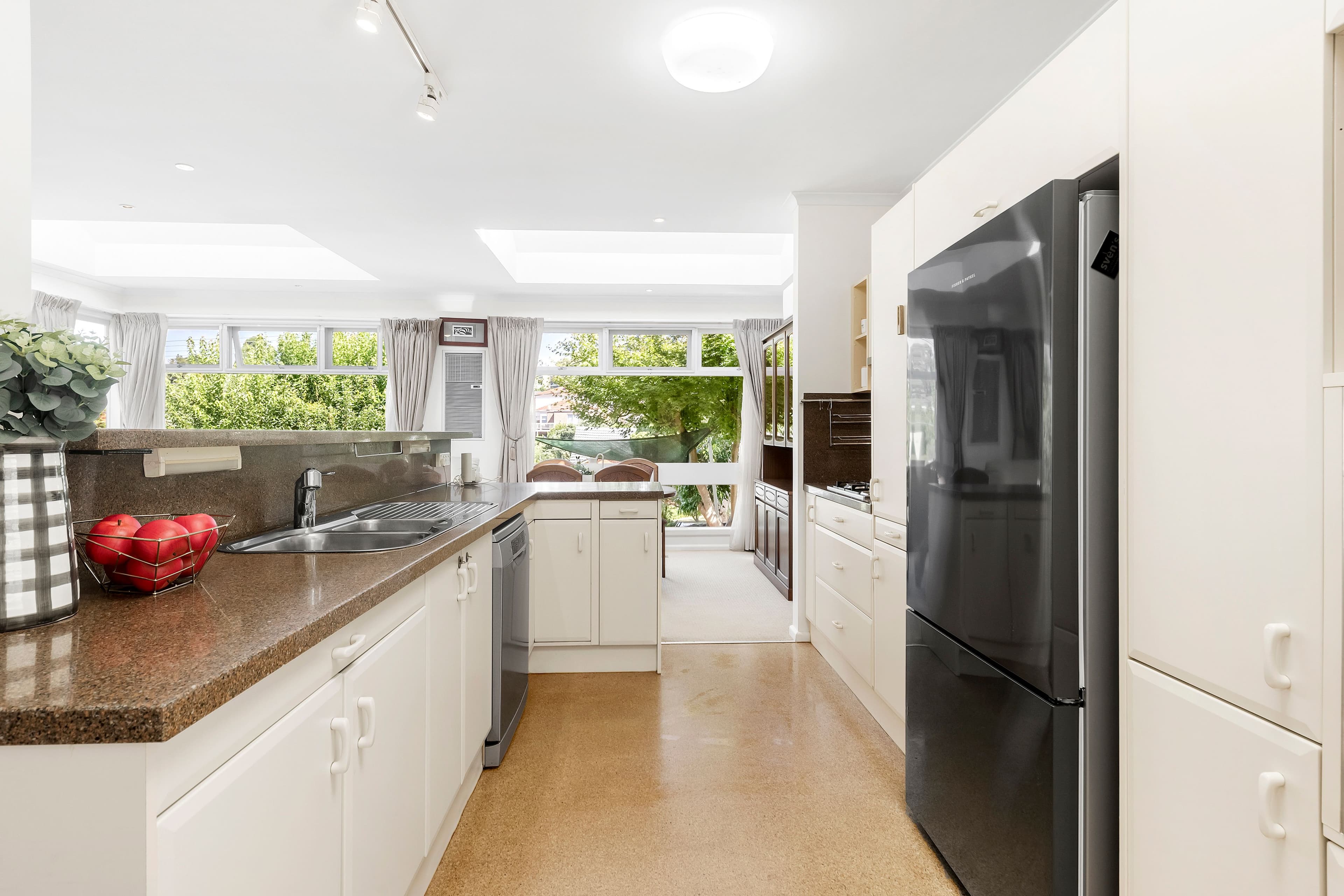 22 Scarlet Ash Drive, Templestowe Lower VIC 3107, Templestowe Lower - Thumbnail 3