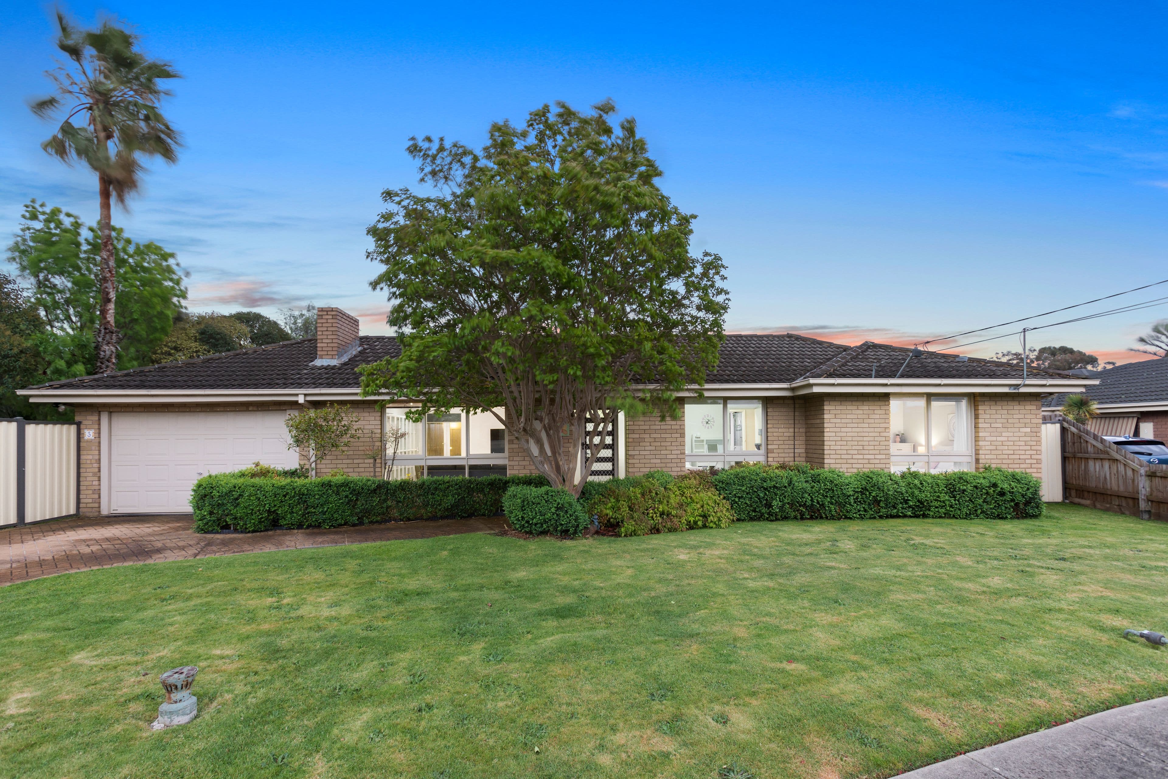 3 Deanswood Court, Cheltenham VIC 3192, Cheltenham - Thumbnail 2