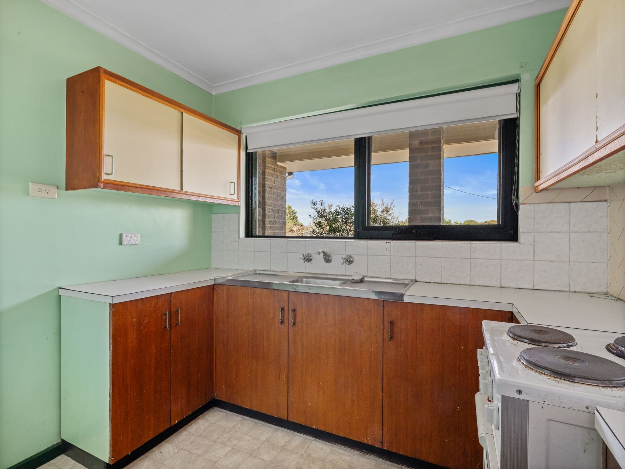 1060 Caratel Street, North Albury NSW 2640, North Albury - Thumbnail 2