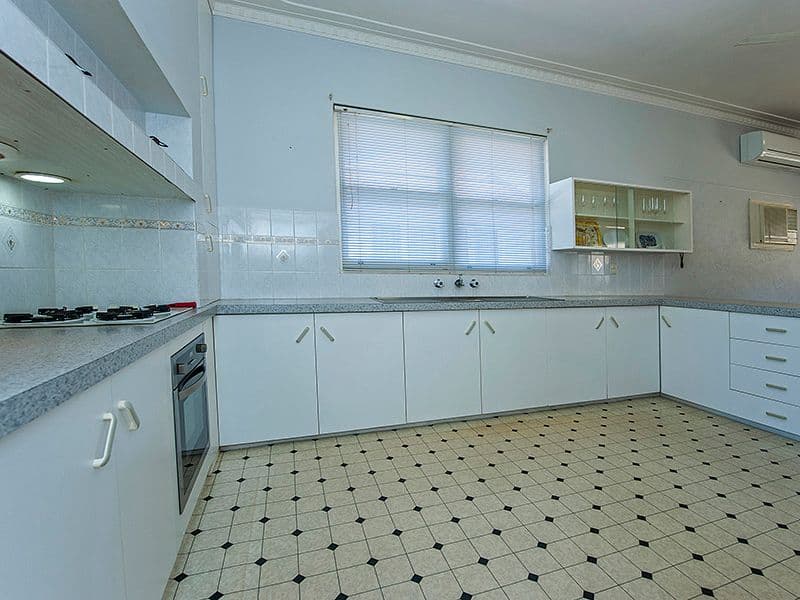 20 Palmerston Street, ST JAMES WA 6102, St James - Thumbnail 3