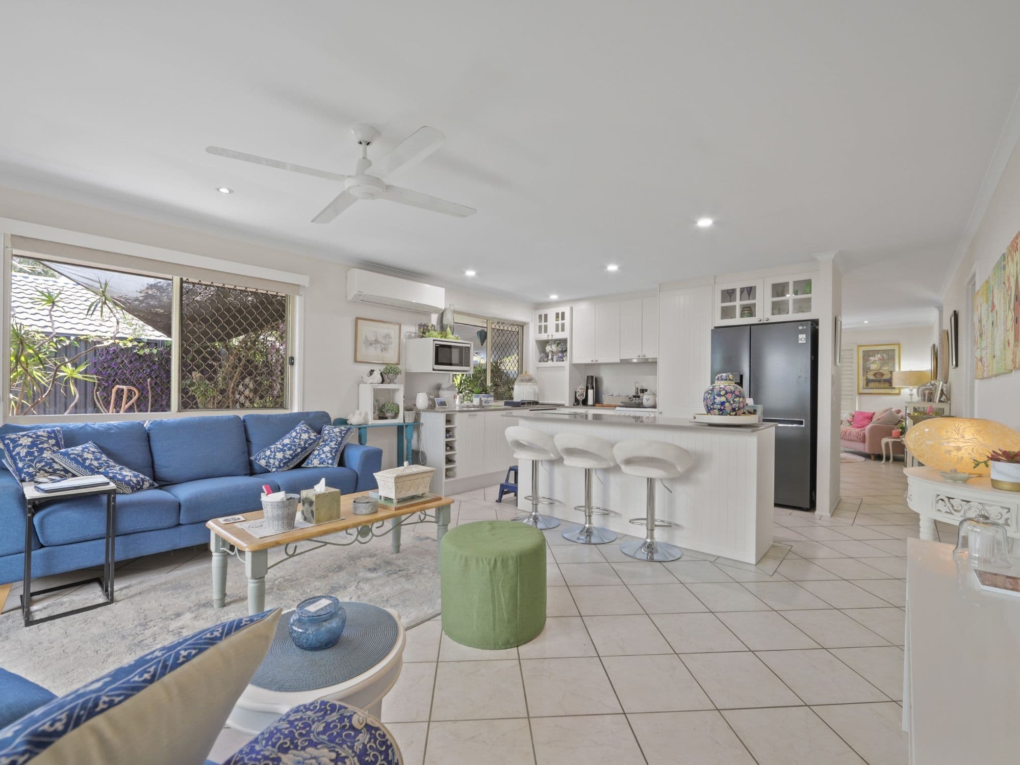 3 Parkside Circuit, Robina QLD 4226, Robina - Thumbnail 2