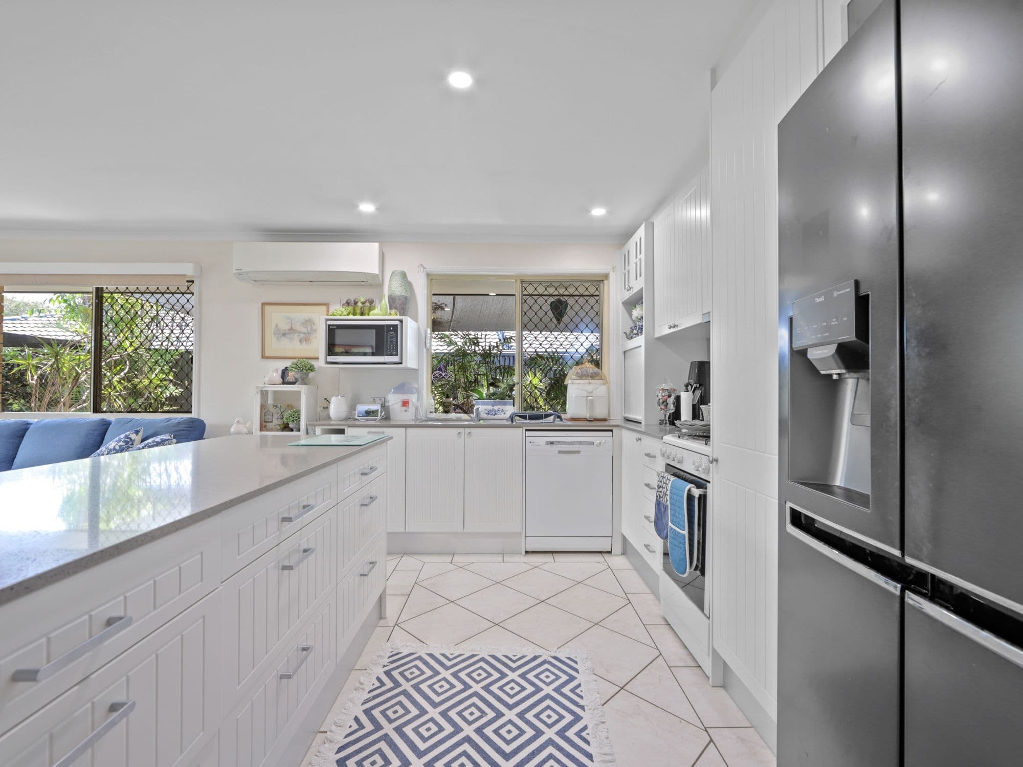 3 Parkside Circuit, Robina QLD 4226, Robina - Thumbnail 4
