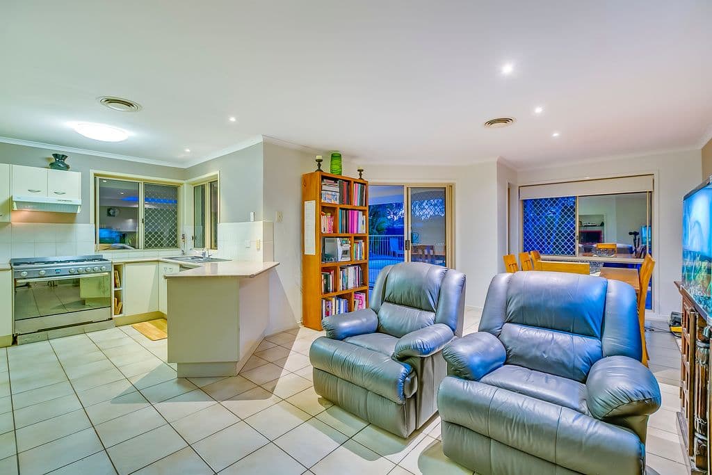 28 Caledonian Crescent, ALEXANDRA HILLS QLD 4161, Alexandra Hills - Thumbnail 7