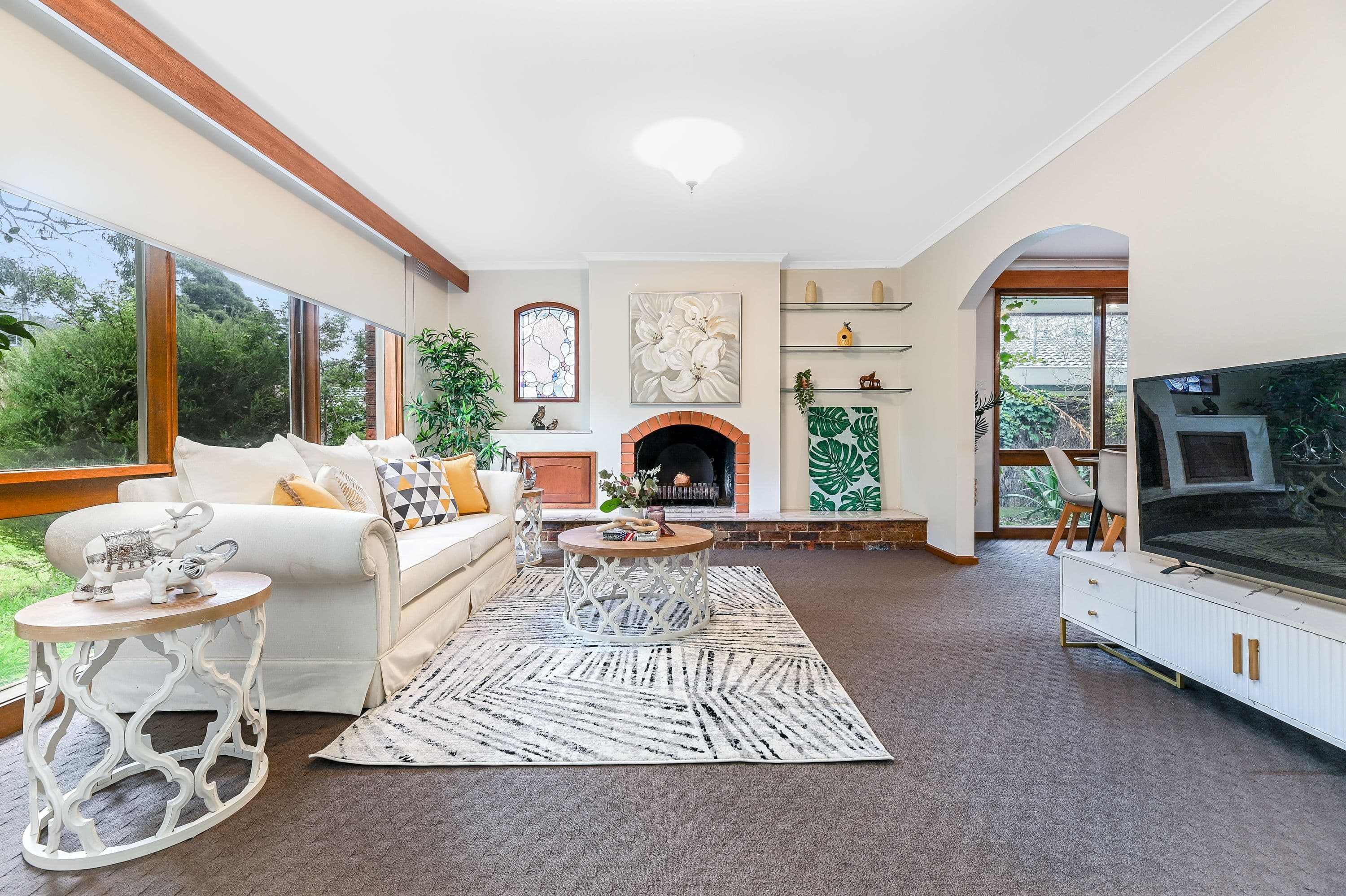 3 Willowbank Court, Glen Waverley VIC 3150, Glen Waverley - Thumbnail 2