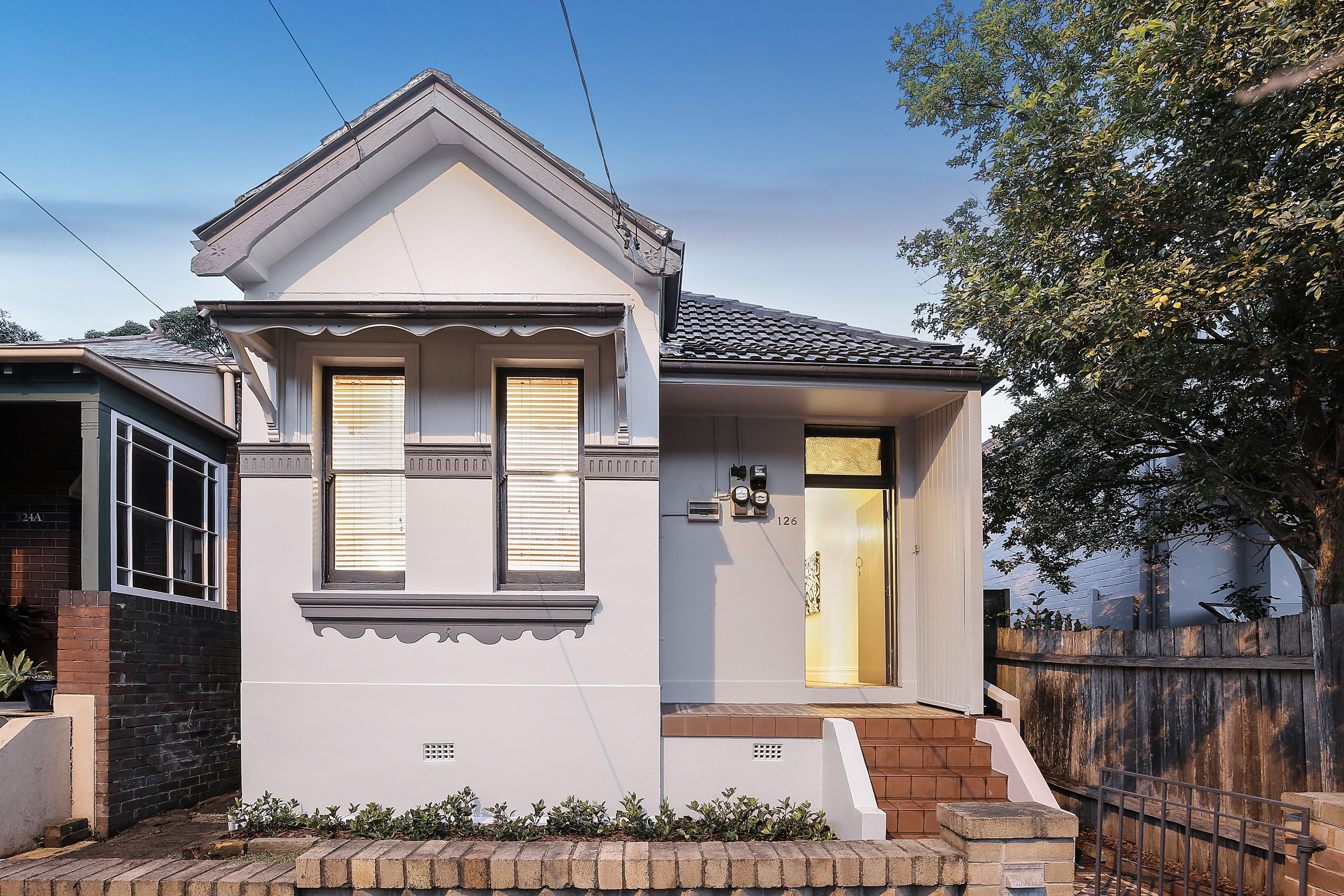 44 Cardigan Street, Stanmore - Image 1