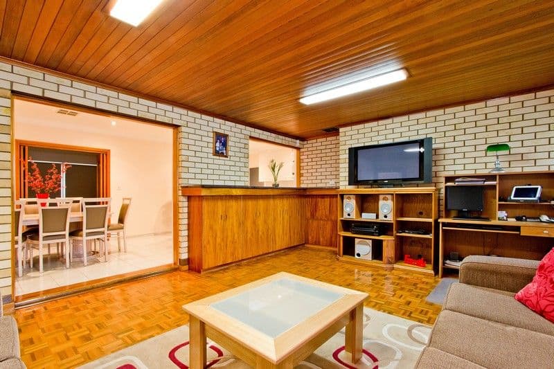 70 Malurus Avenue, Lockleys SA 5032, Lockleys - Thumbnail 2
