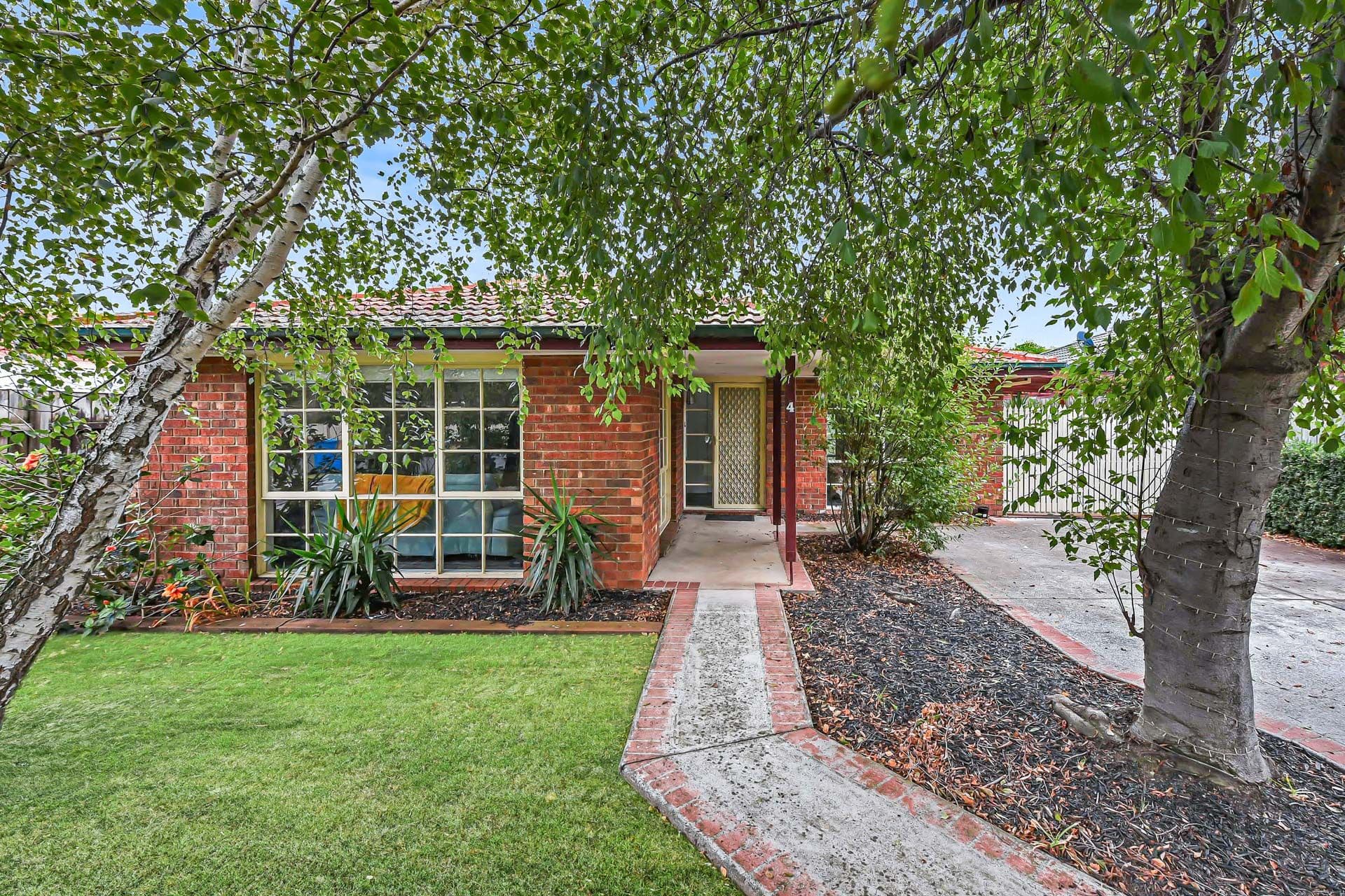 4 Tyntynder Close, Berwick VIC 3806, Berwick - Thumbnail 2