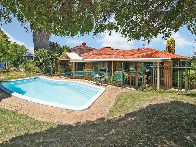 297 Summerlakes Parade, Ballajura WA 6066, Ballajura - Image 1