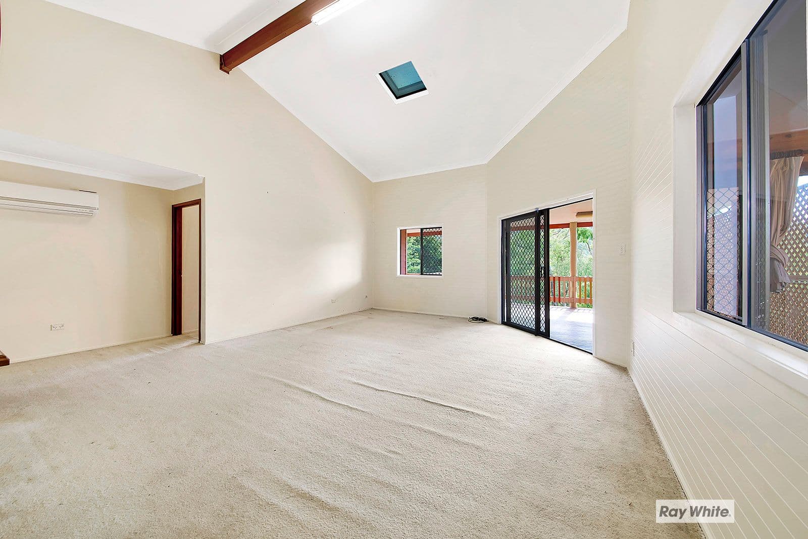 17 Yeppoon Crescent, Yeppoon QLD 4703, Yeppoon - Thumbnail 6