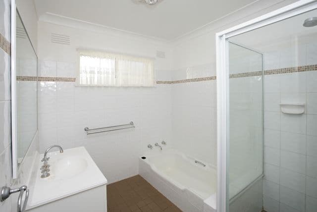 71 Meadow Street, KOORINGAL NSW 2650, Kooringal - Thumbnail 5