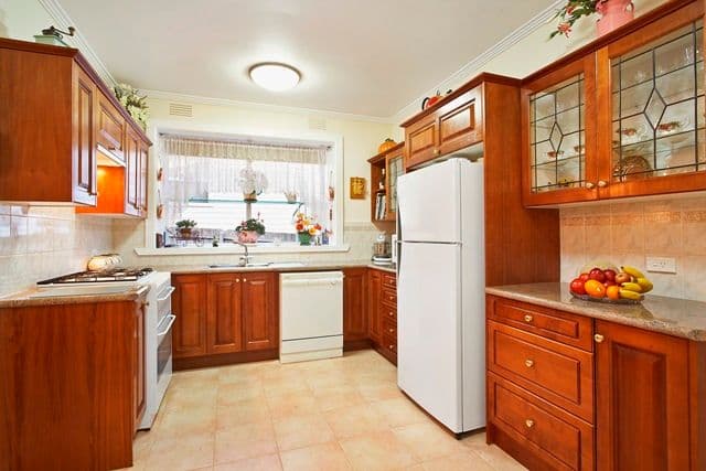 33 St Vigeons Road, RESERVOIR VIC 3073, Reservoir - Thumbnail 4