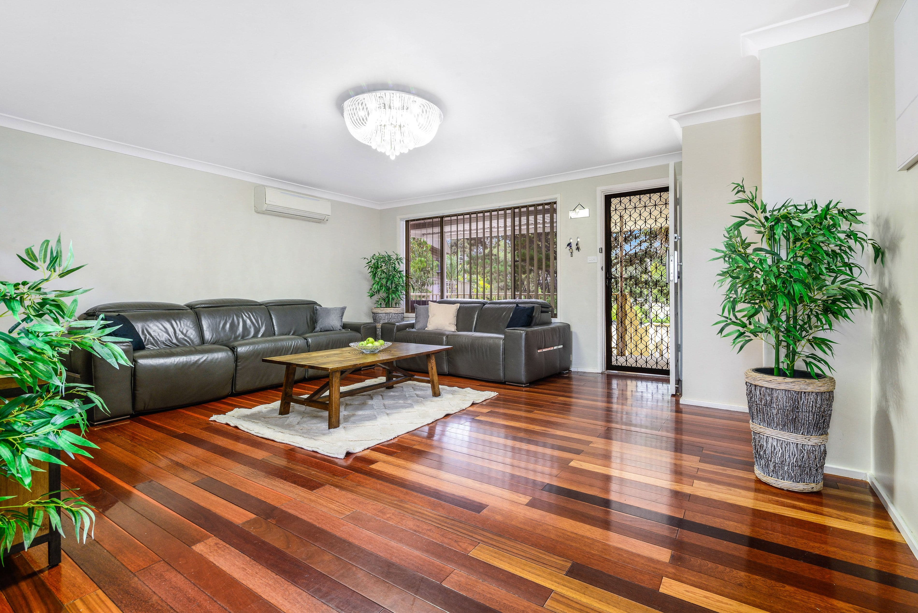 2 Lucy Avenue, Lansvale NSW 2166, Lansvale - Thumbnail 2