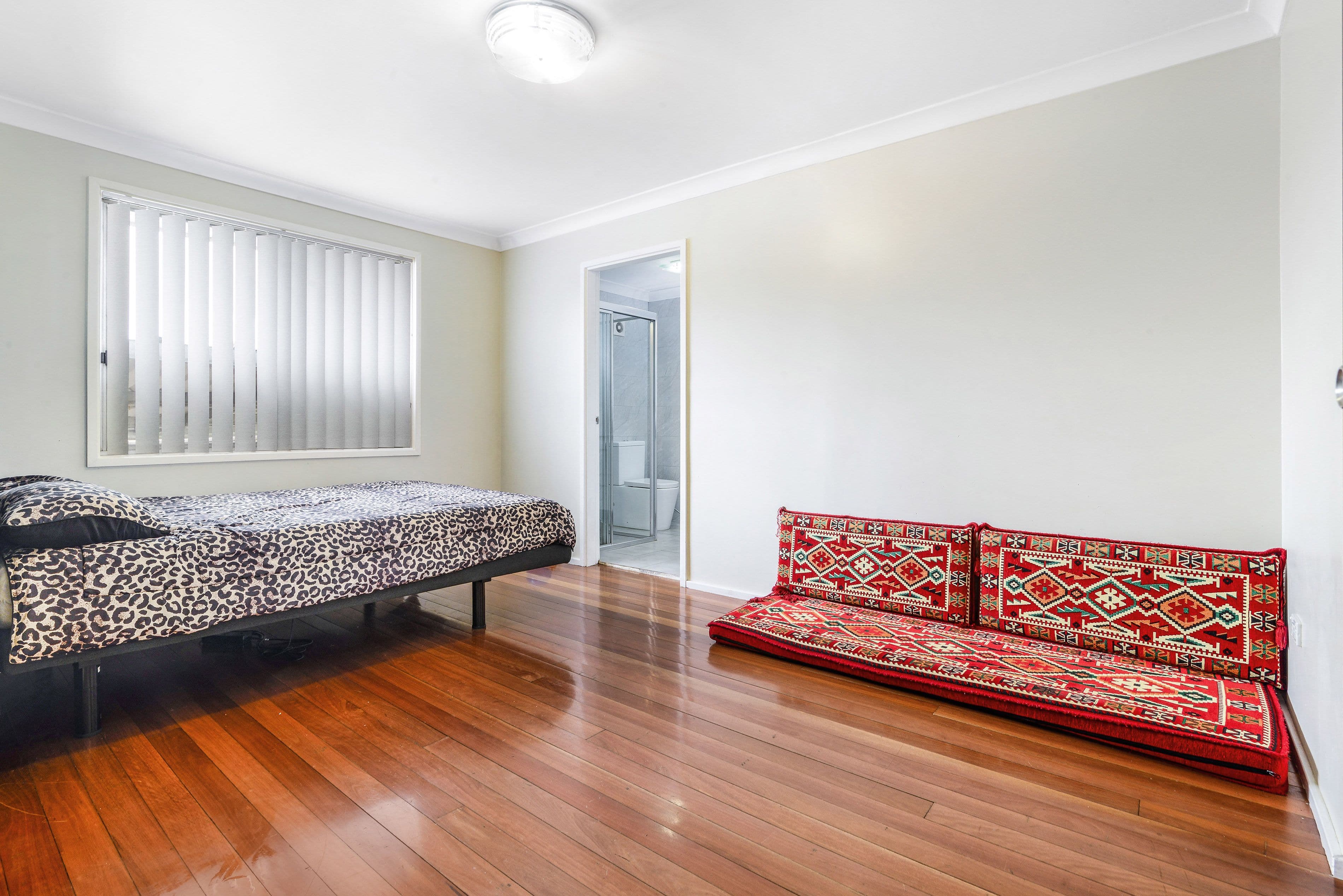 2 Lucy Avenue, Lansvale NSW 2166, Lansvale - Thumbnail 7