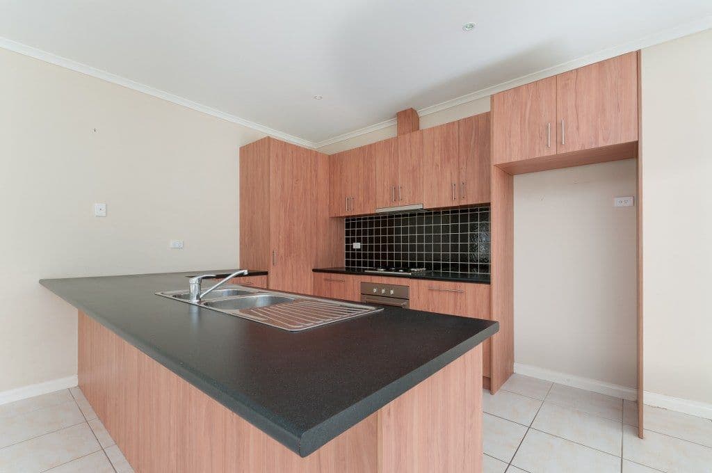 5 St. Cloud Green, CRAIGIEBURN VIC 3064, Craigieburn - Thumbnail 2