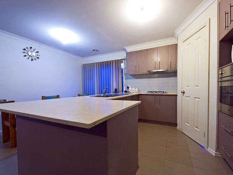 11 Birdsong Glade, TARNEIT VIC 3029, Tarneit - Thumbnail 4