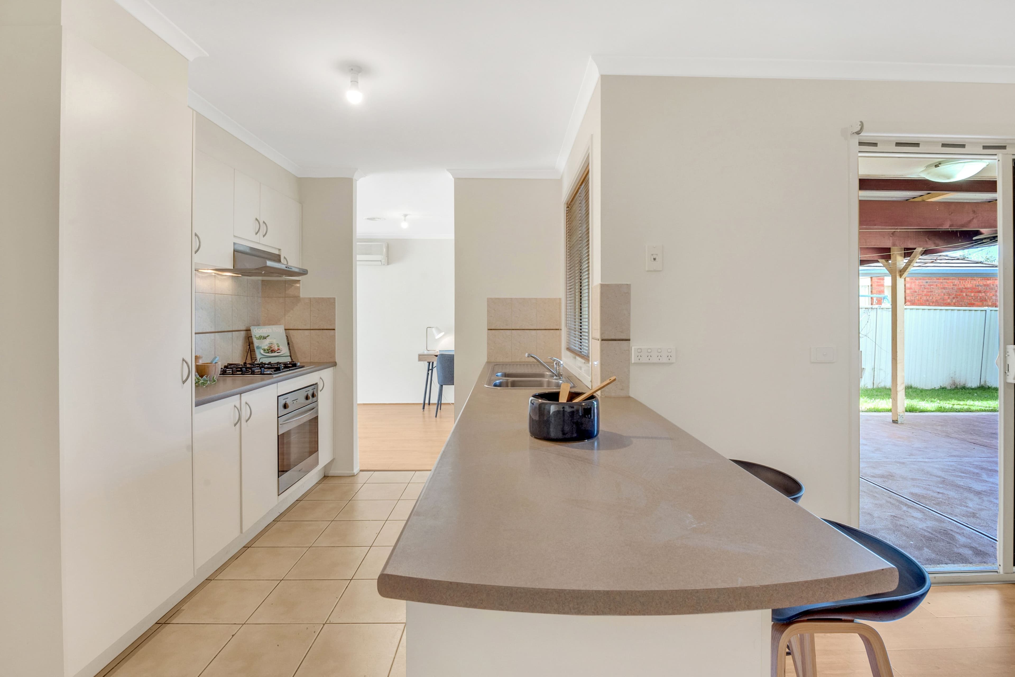 30 Riversdale Street, Craigieburn VIC 3064, Craigieburn - Thumbnail 5