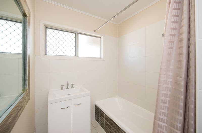 30 Park Street, WEST GLADSTONE QLD 4680, West Gladstone - Thumbnail 6