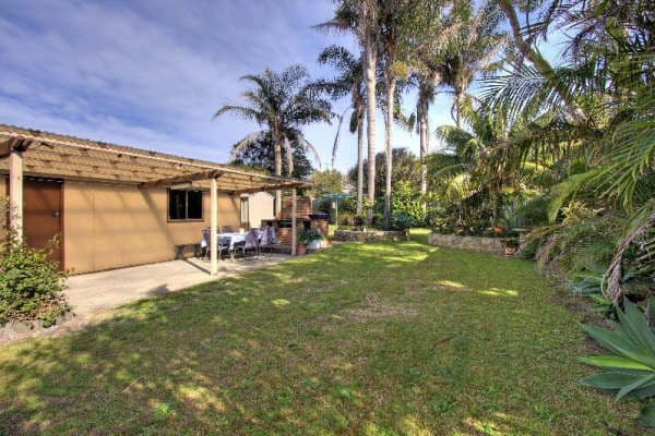 11 Currawong Street, BLUE BAY NSW 2261, Blue Bay - Thumbnail 5