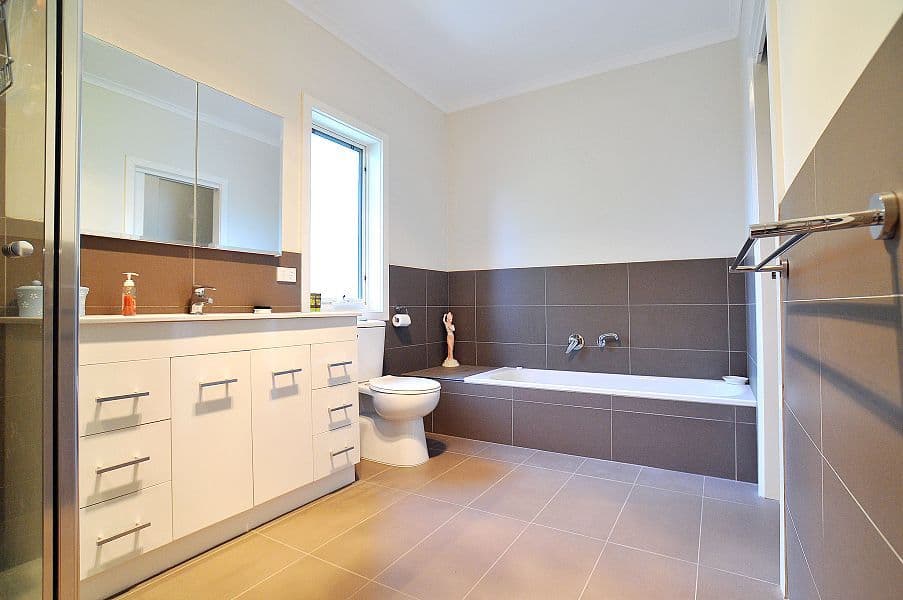 36 Kulnine Avenue, MITCHAM VIC 3132, Mitcham - Thumbnail 4