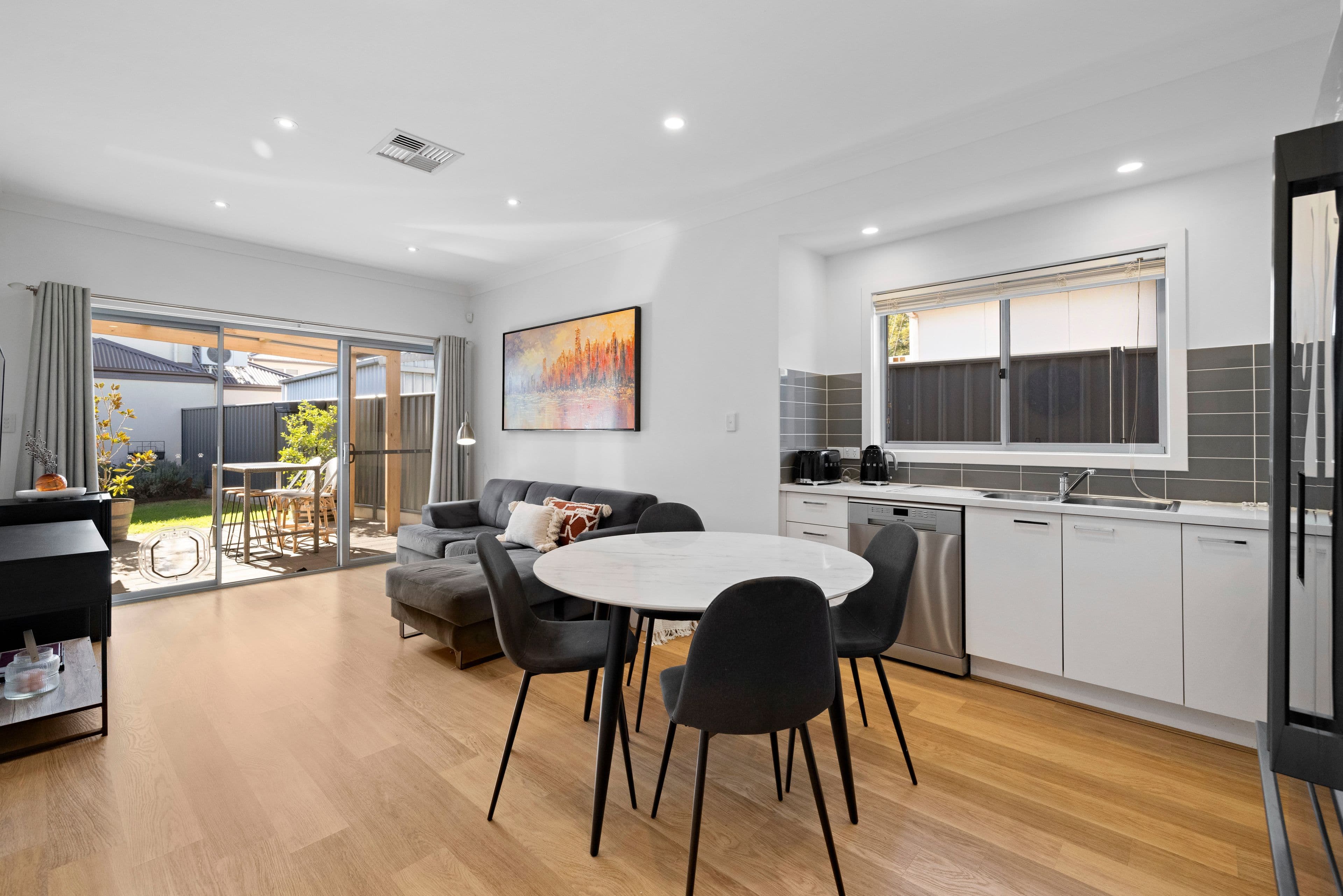17 Alderman Avenue, Seacombe Gardens SA 5047, Seacombe Gardens - Thumbnail 4