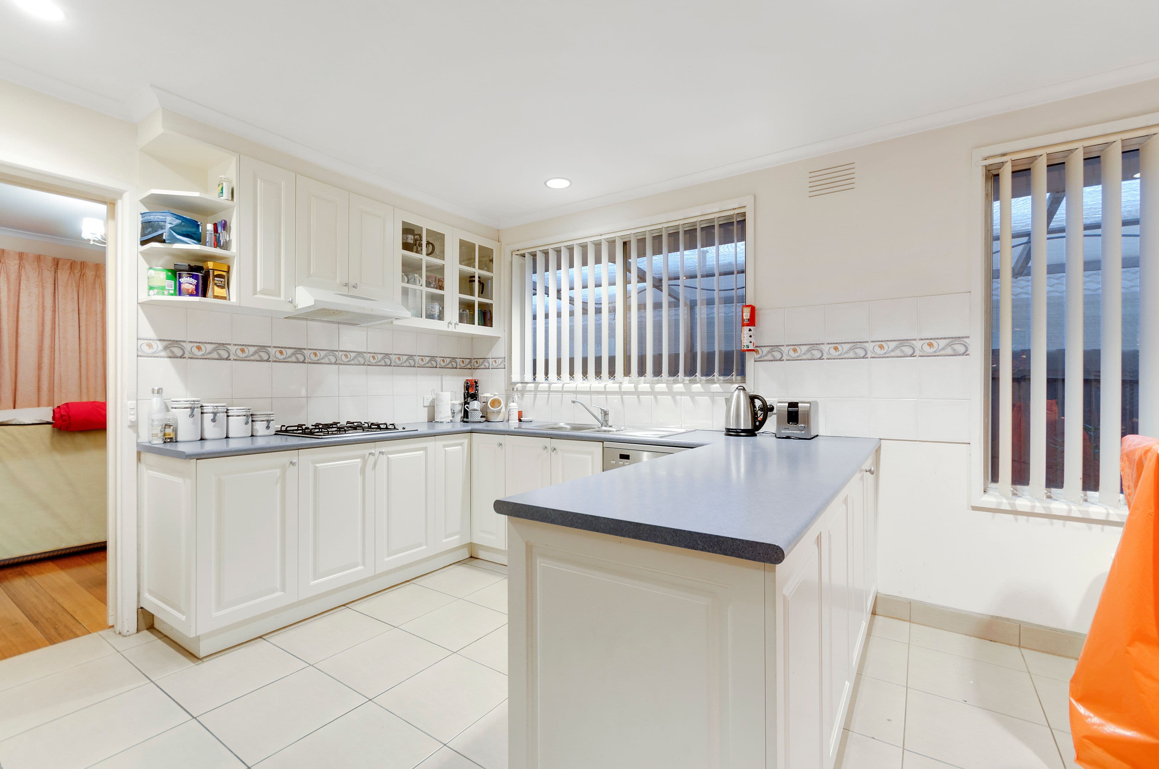 50 Sassafras Drive, Frankston VIC 3199, Frankston - Thumbnail 2