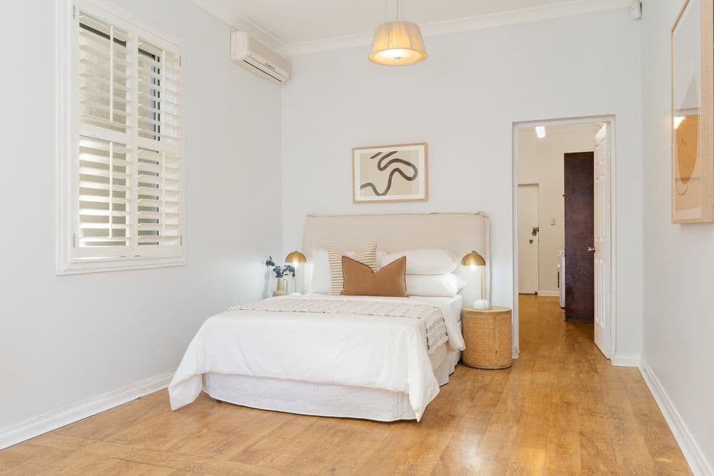 2/21-23 Ben Boyd Road, Neutral Bay - Image 1