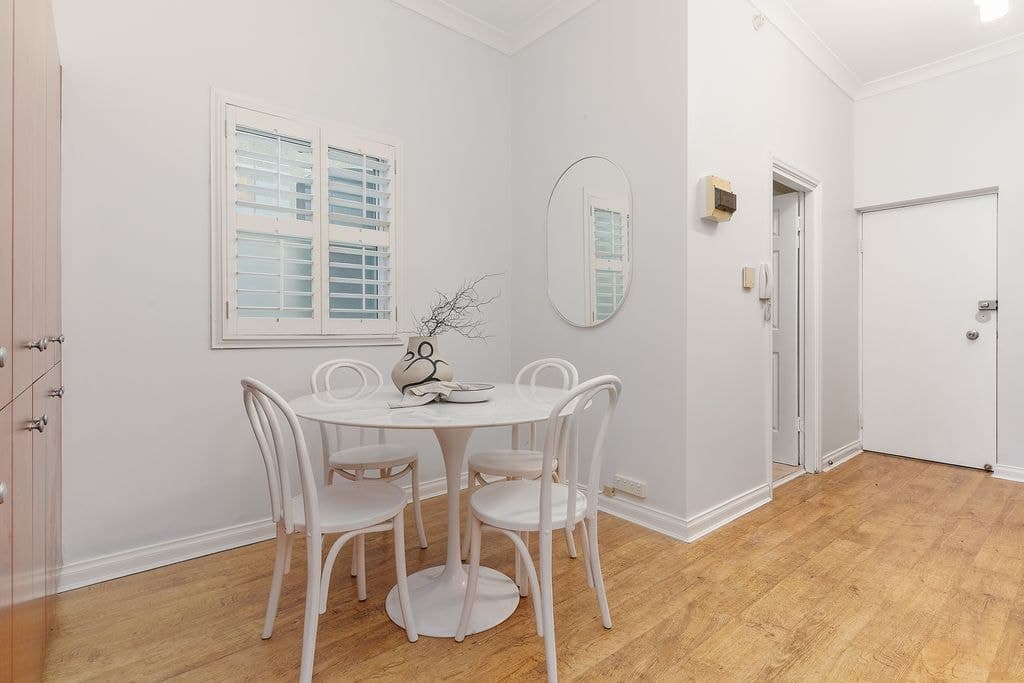 2/21-23 Ben Boyd Road, Neutral Bay - Thumbnail 3