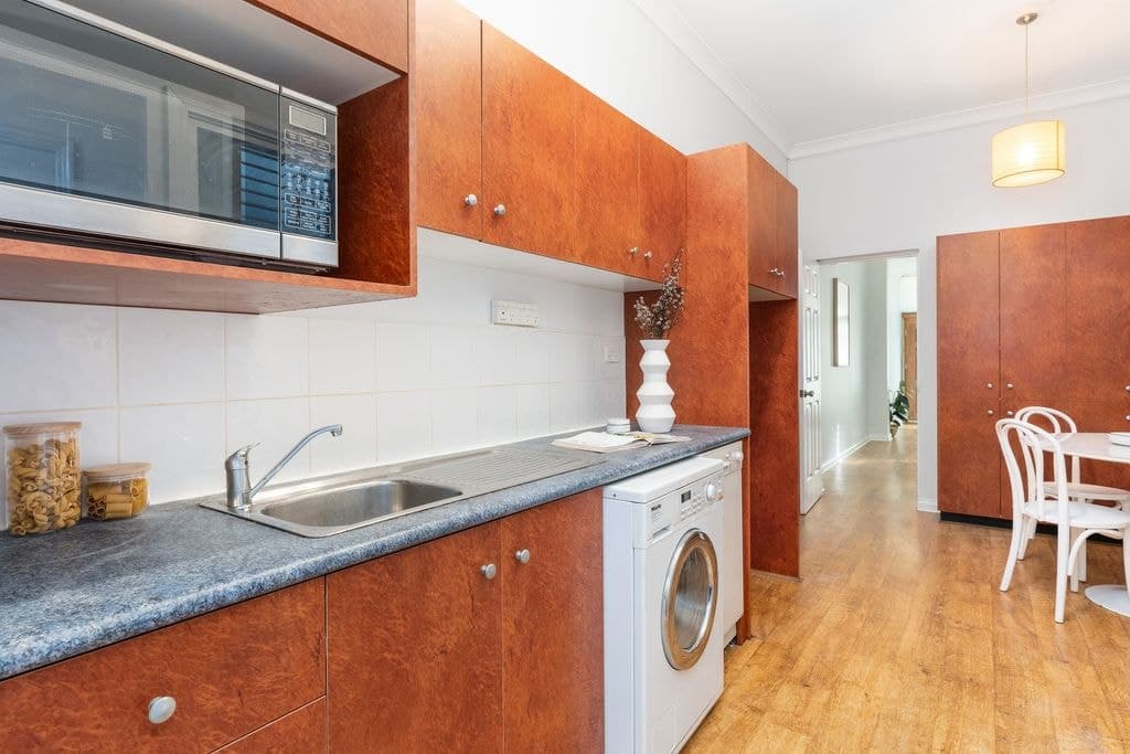 2/21-23 Ben Boyd Road, Neutral Bay - Thumbnail 4