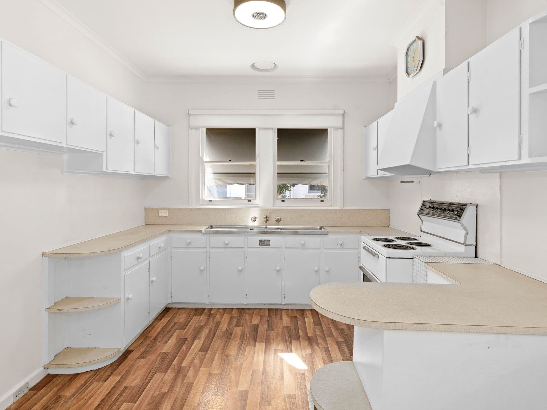13 Mcgill Street, Benalla VIC 3672, Benalla - Thumbnail 4