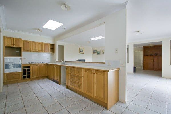 23 County Drive, CHERRYBROOK NSW 2126, Cherrybrook - Thumbnail 2