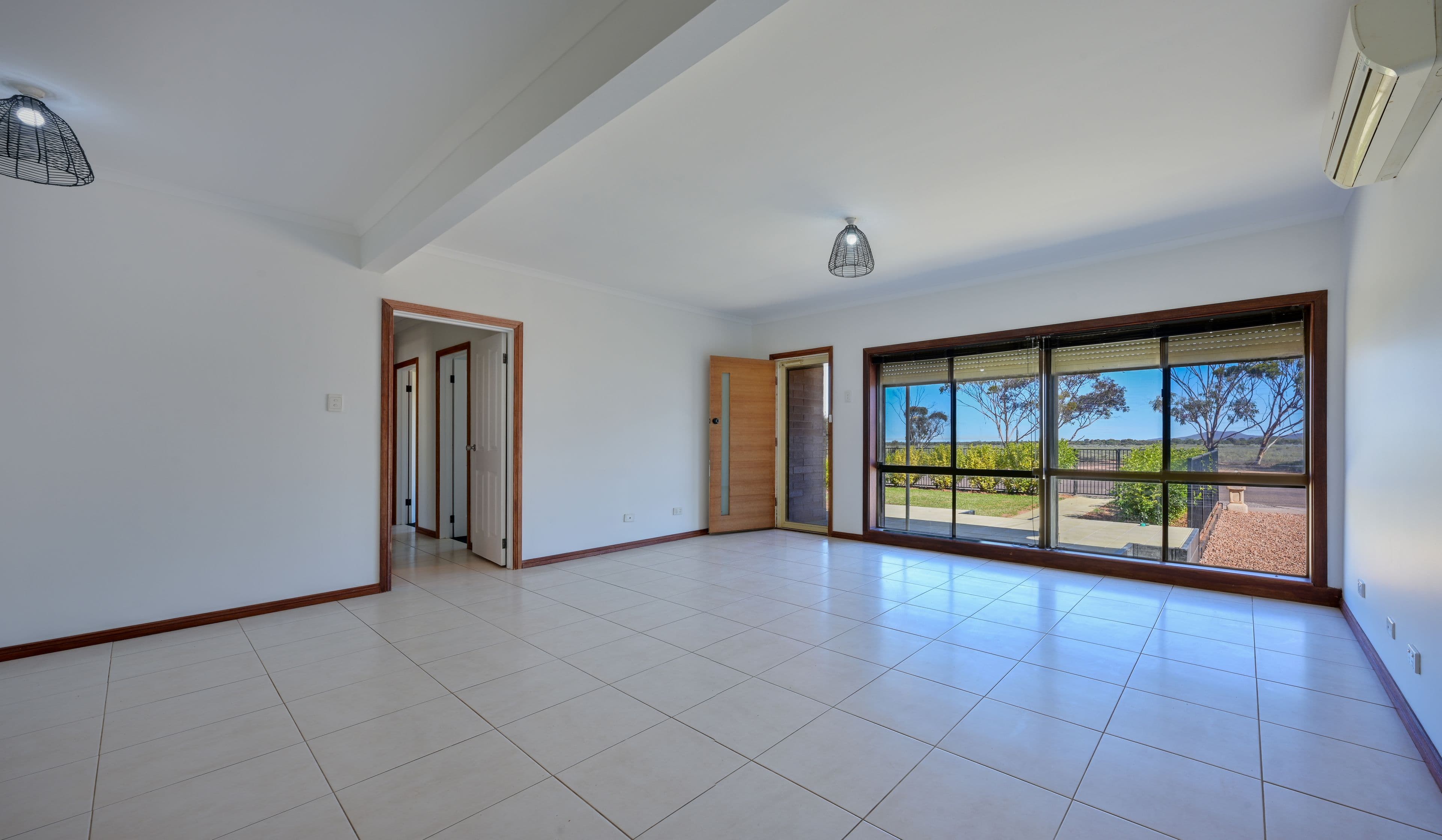 182 Cartledge Avenue, Whyalla Stuart SA 5608, Whyalla Stuart - Thumbnail 2