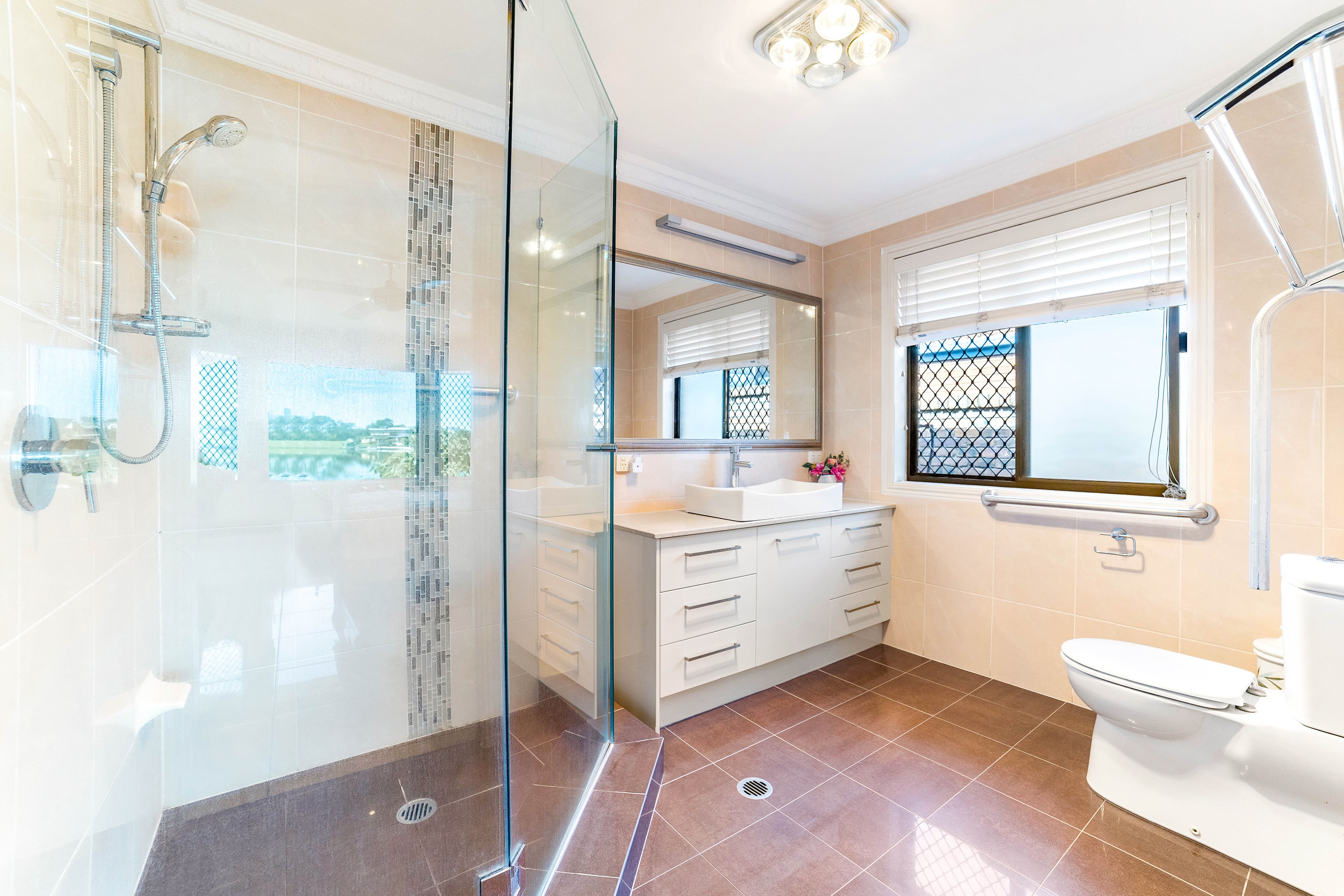 179 Markeri Street, Mermaid Waters QLD 4218, Mermaid Waters - Thumbnail 5