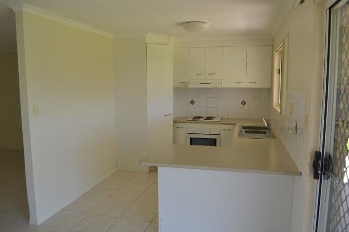 7 Gunsynd Way, POINT VERNON QLD 4655, Point Vernon - Thumbnail 2