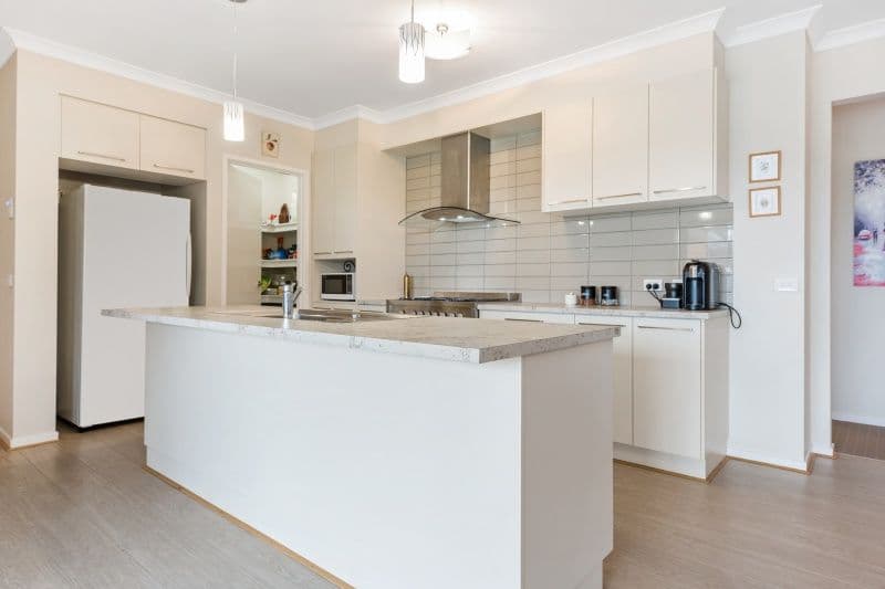 22 Jackson Court, Bannockburn VIC 3331, Bannockburn - Thumbnail 2