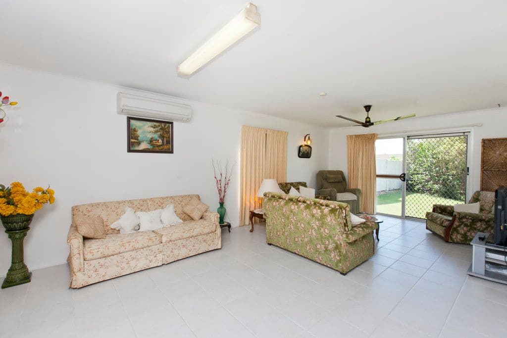 14 Blaxland Street, CAPALABA QLD 4157, Capalaba - Thumbnail 3
