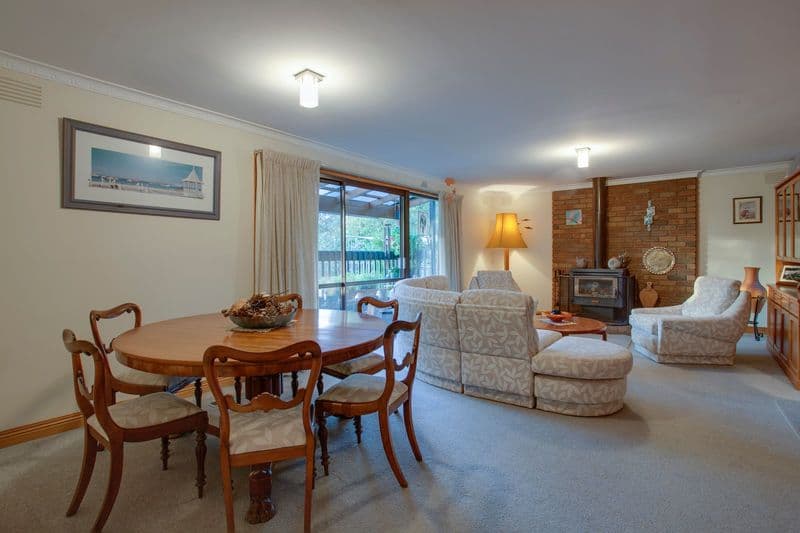 33 Courtneys Road, BELGRAVE SOUTH VIC 3160, Belgrave South - Thumbnail 4
