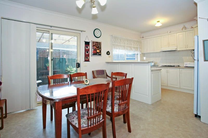 55 Glastonbury Drive, HIGHTON VIC 3216, Highton - Thumbnail 4