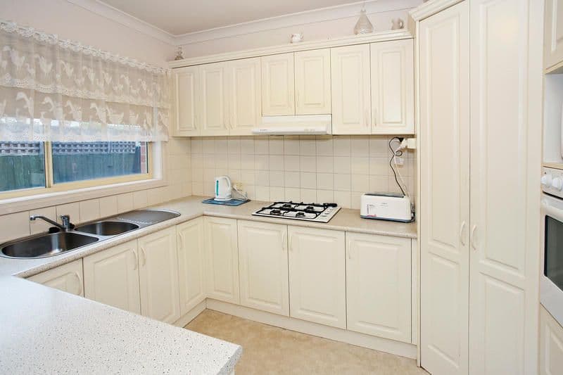 55 Glastonbury Drive, HIGHTON VIC 3216, Highton - Thumbnail 5