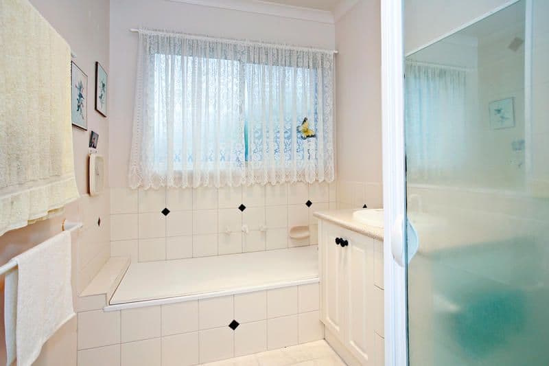 55 Glastonbury Drive, HIGHTON VIC 3216, Highton - Thumbnail 8