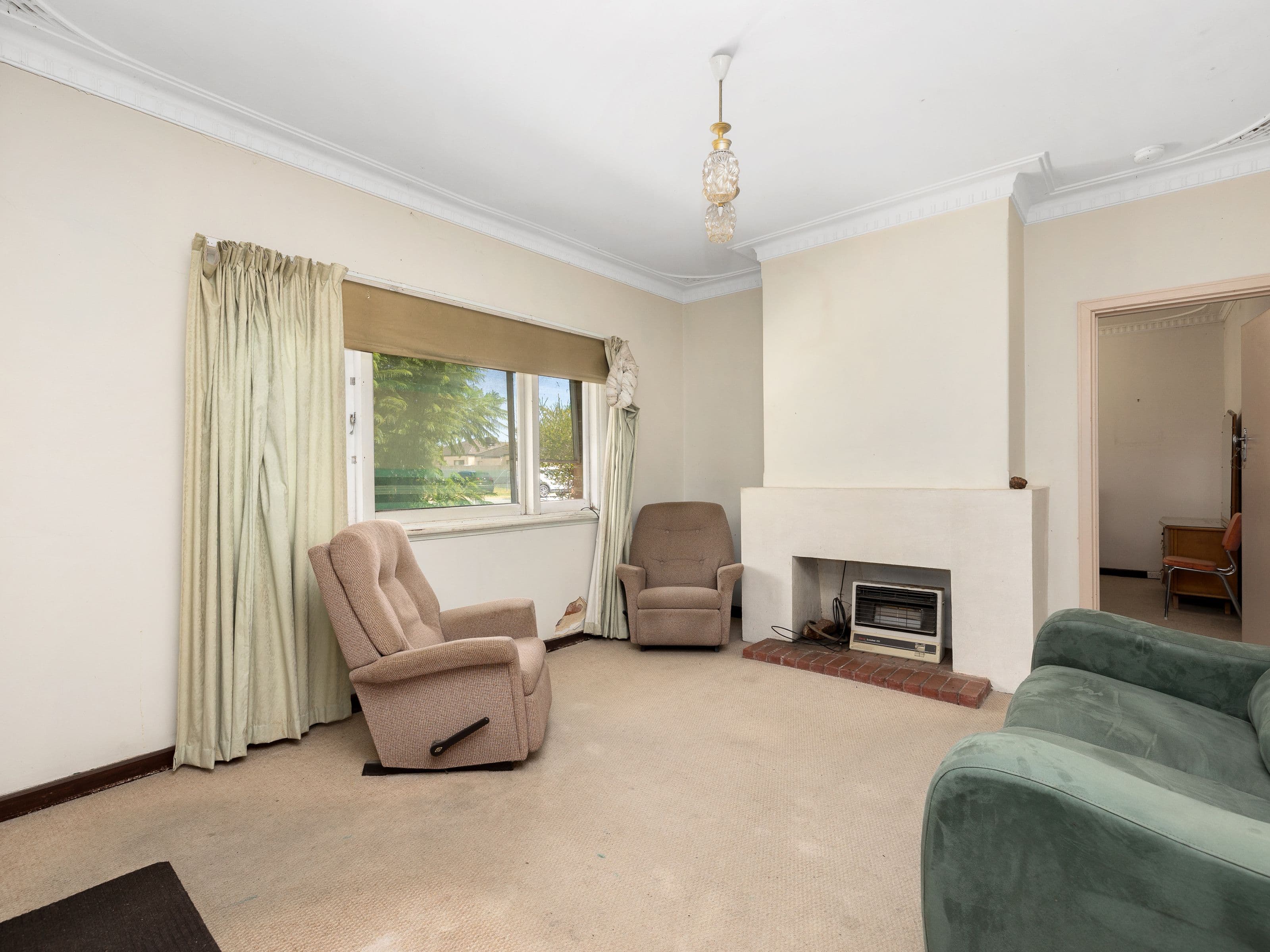 14 Doust Street, Cannington WA 6107, Cannington - Thumbnail 3