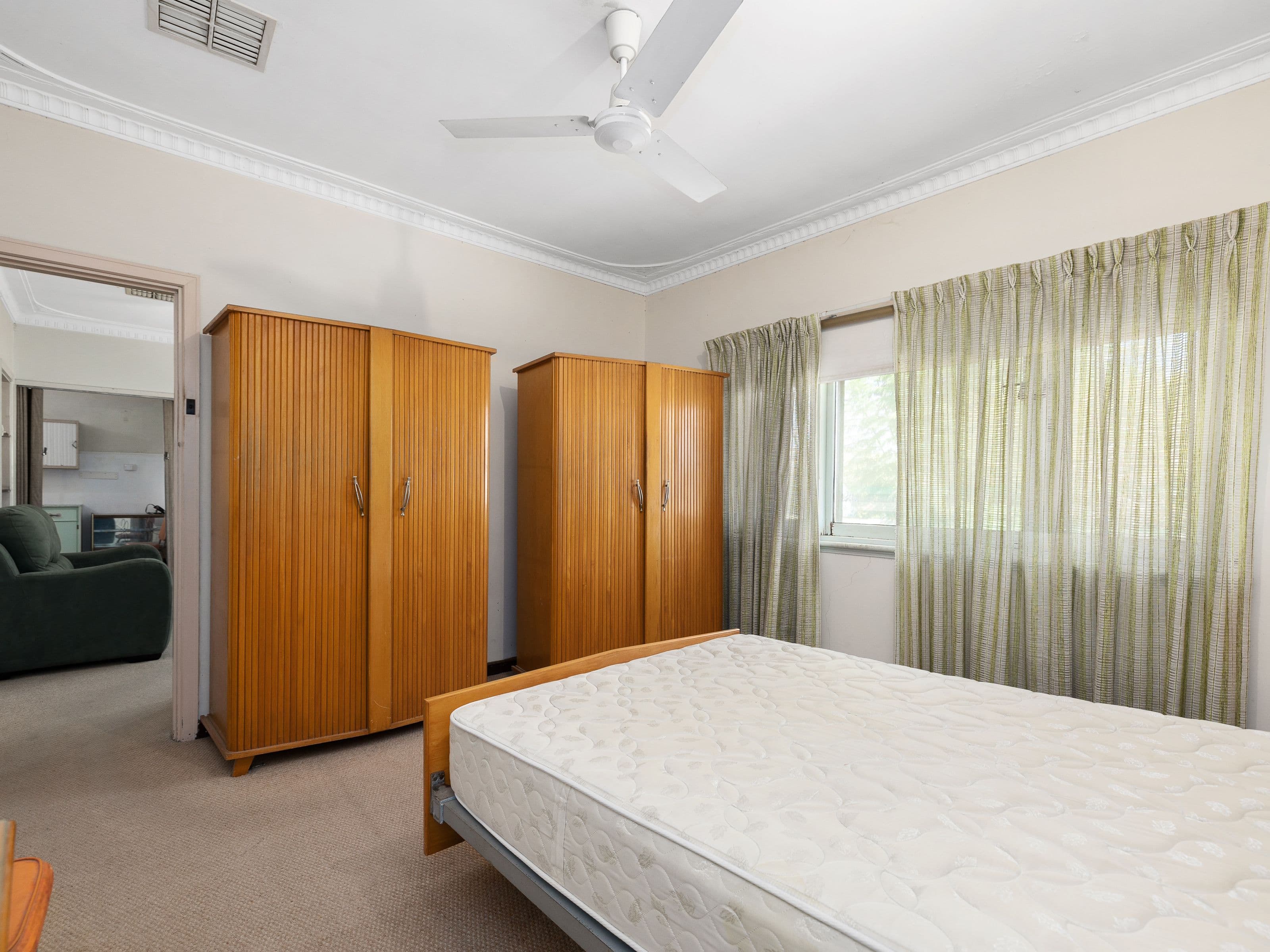 14 Doust Street, Cannington WA 6107, Cannington - Thumbnail 7