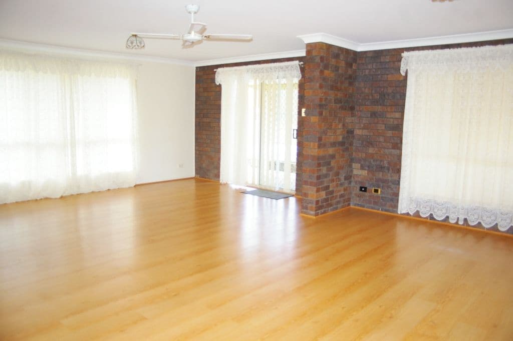 14 Huntington Court, DECEPTION BAY QLD 4508, Deception Bay - Thumbnail 3
