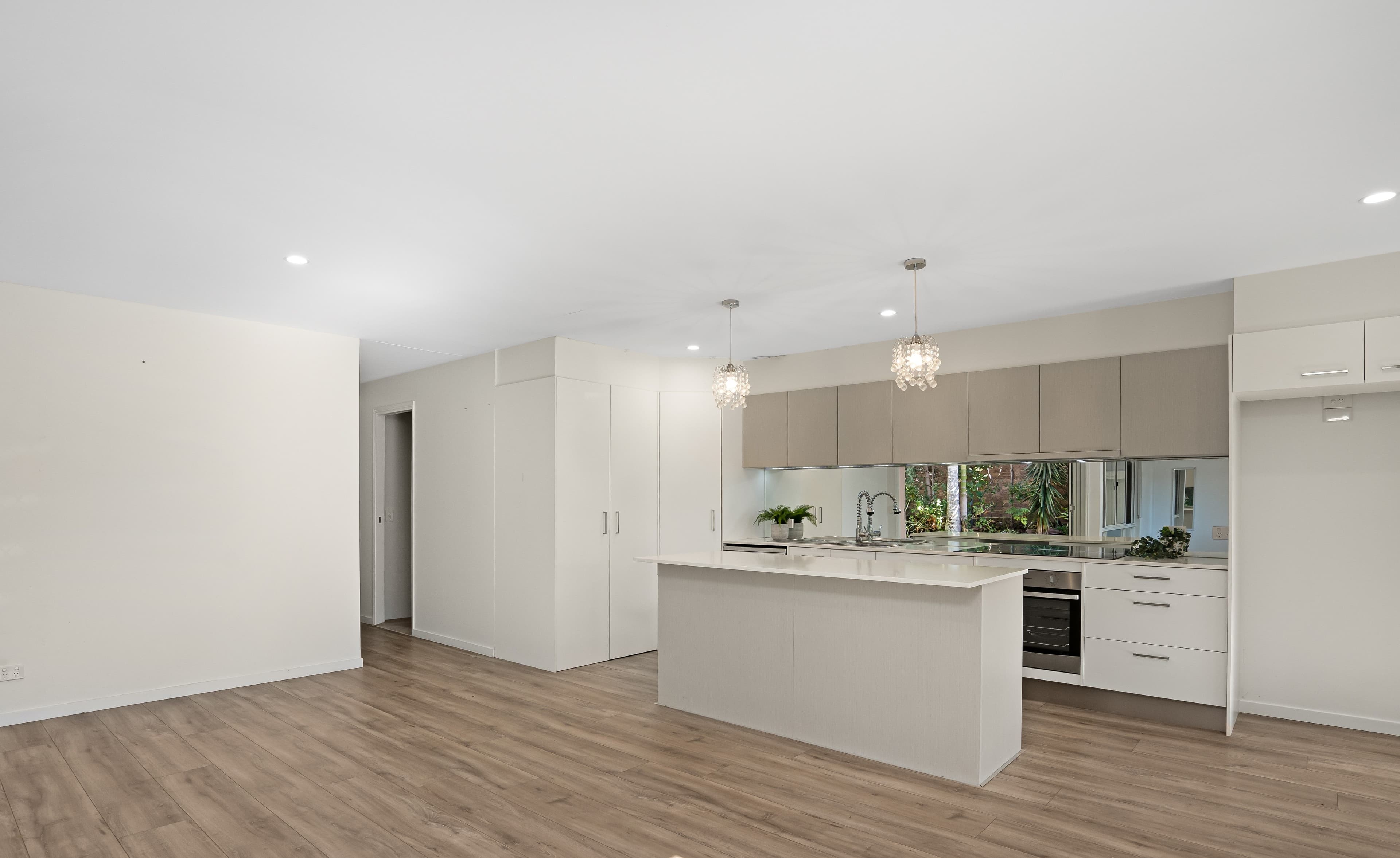 8 Highfield Drive, Merrimac QLD 4226, Merrimac - Thumbnail 5