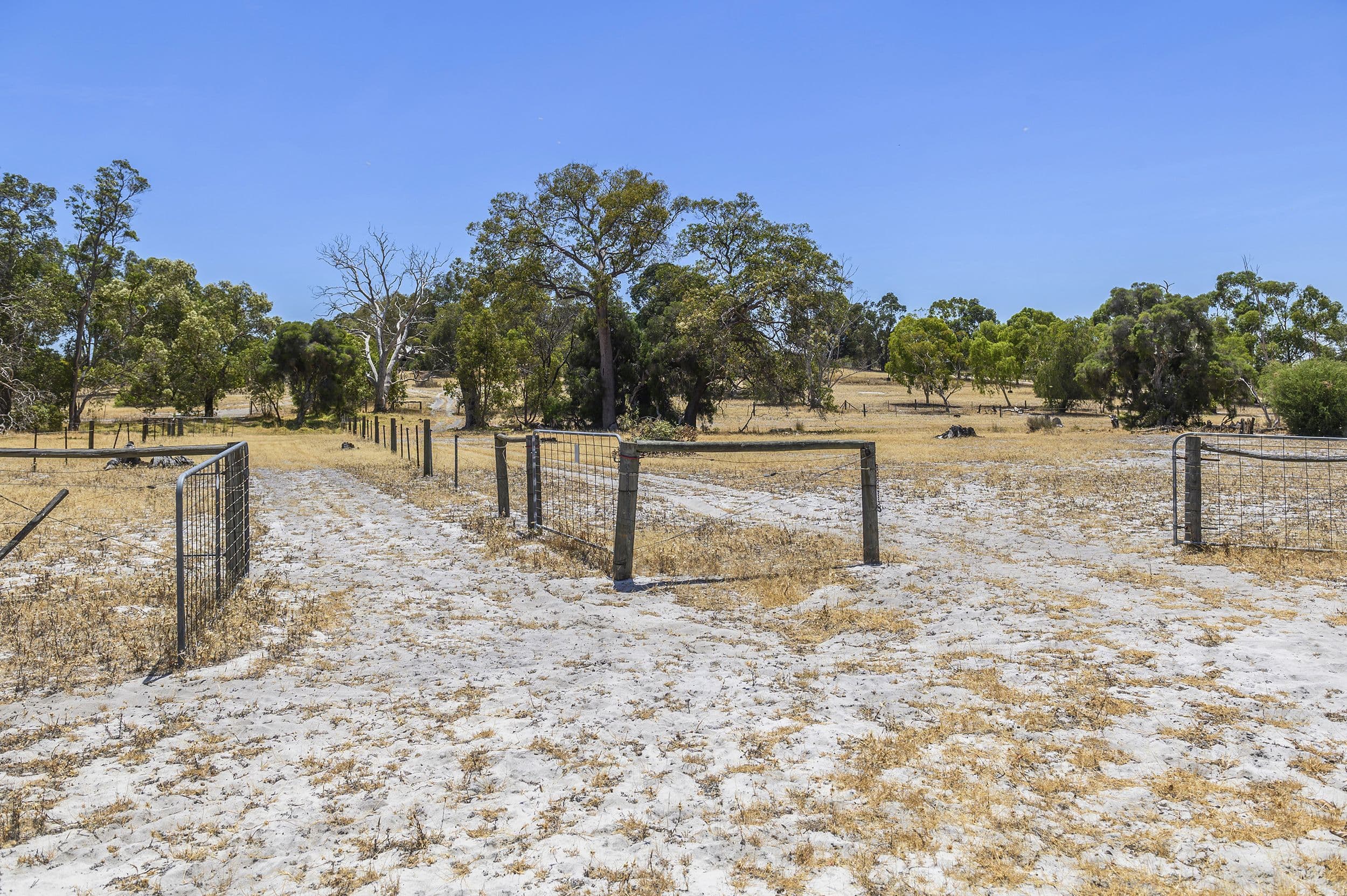 539 Warbrook Road, Bullsbrook WA 6084, Bullsbrook - Thumbnail 3